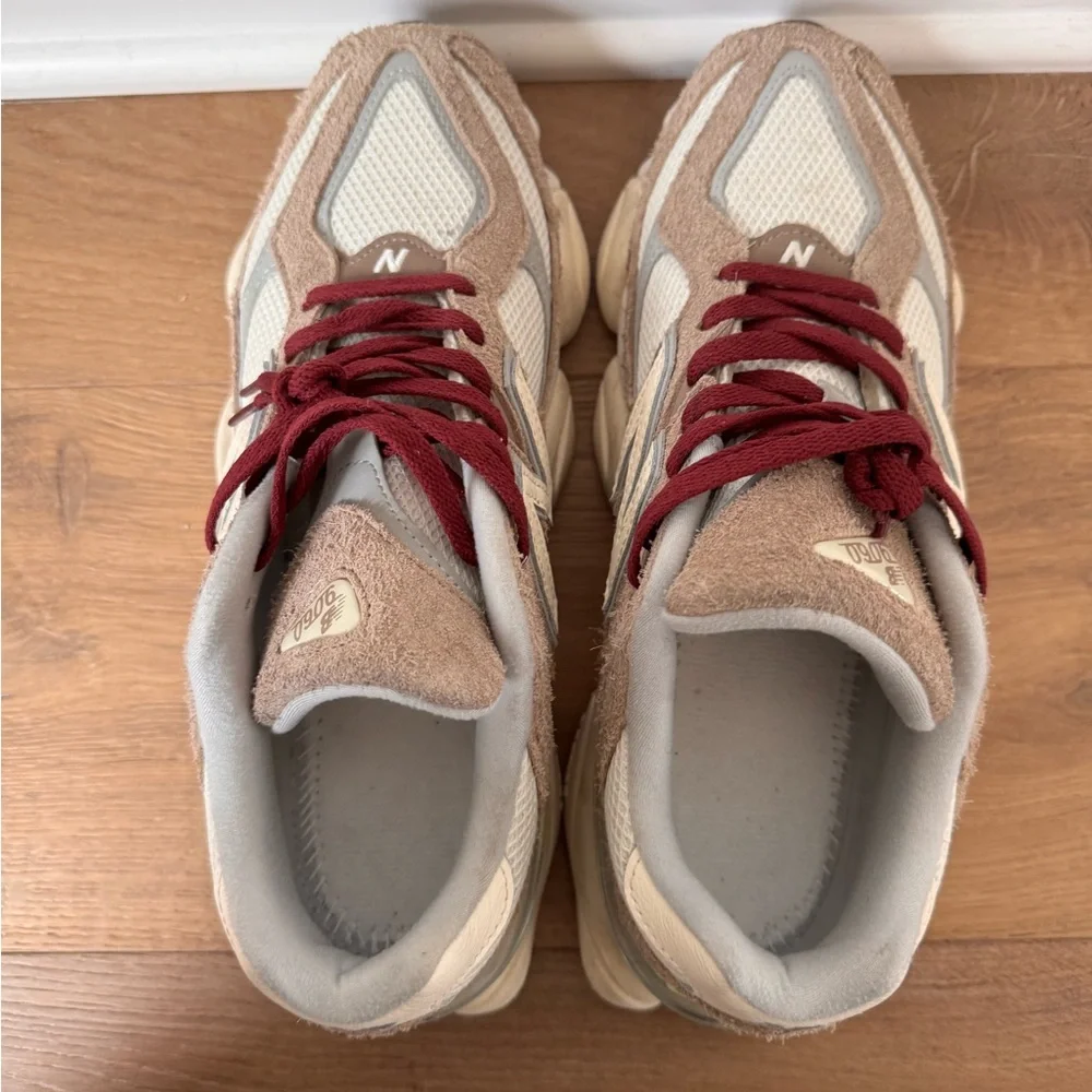 New Balance Sneakers with Burgundy Accents - Picture 6 of 7